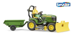John Deere sekačka + figurka + vozík Bruder 62104