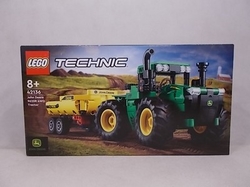 Lego 42136 Technic John Deere 9620R 4WD Traktor